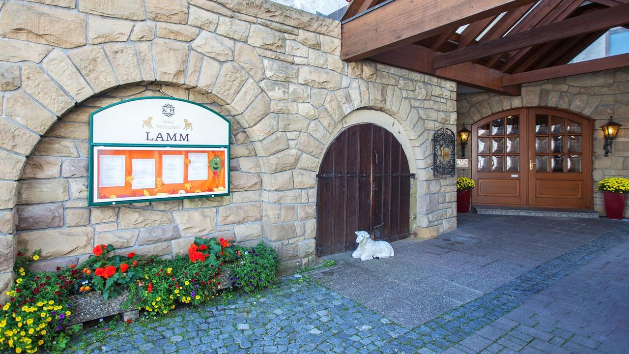 Hotel Lamm Остфилдерн Екстериор снимка