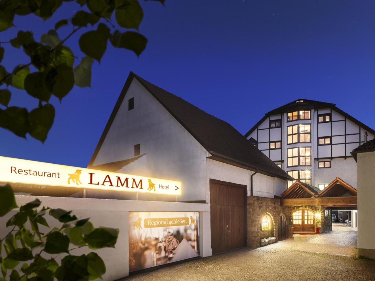 Hotel Lamm Остфилдерн Екстериор снимка