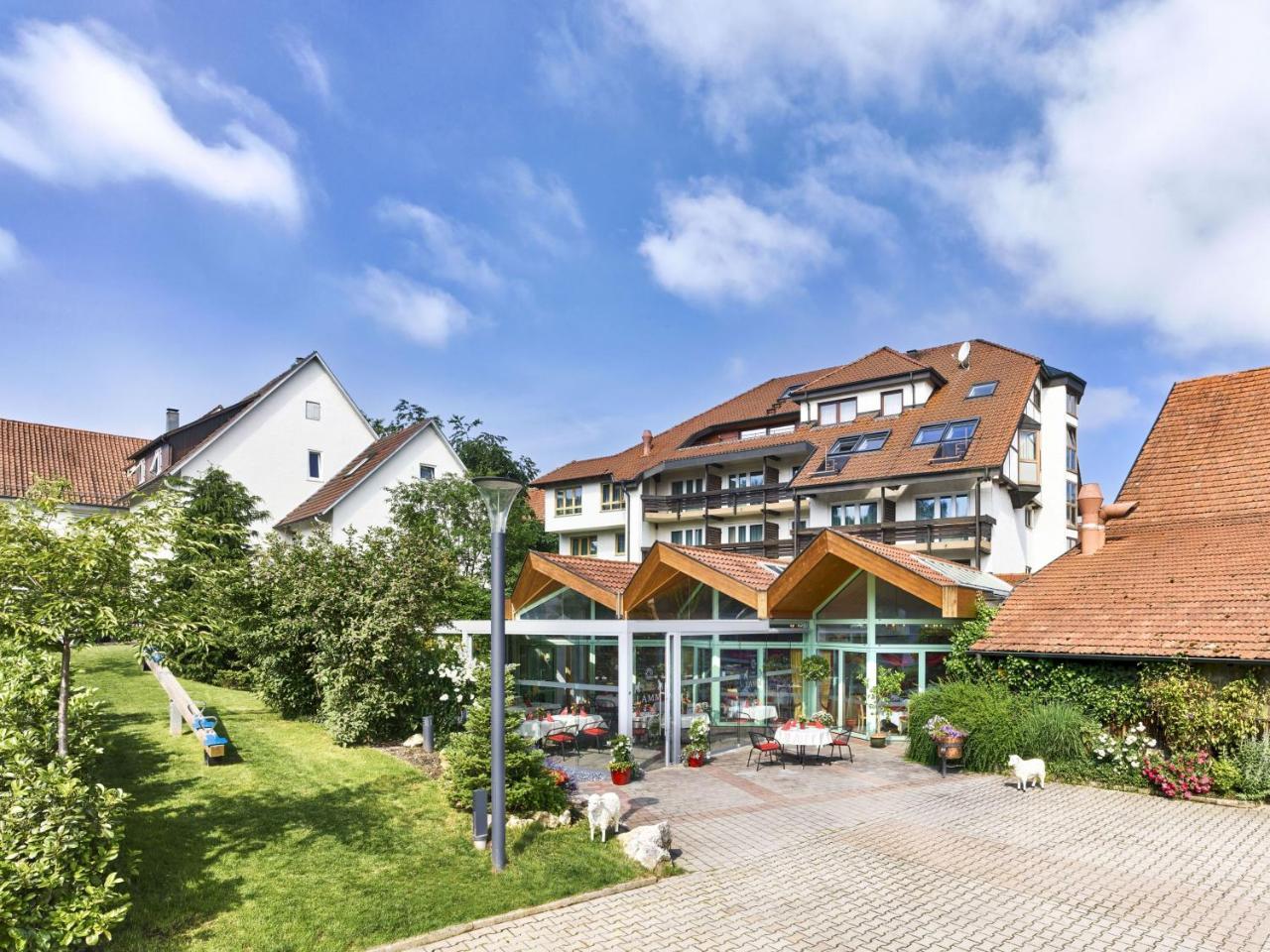 Hotel Lamm Остфилдерн Екстериор снимка